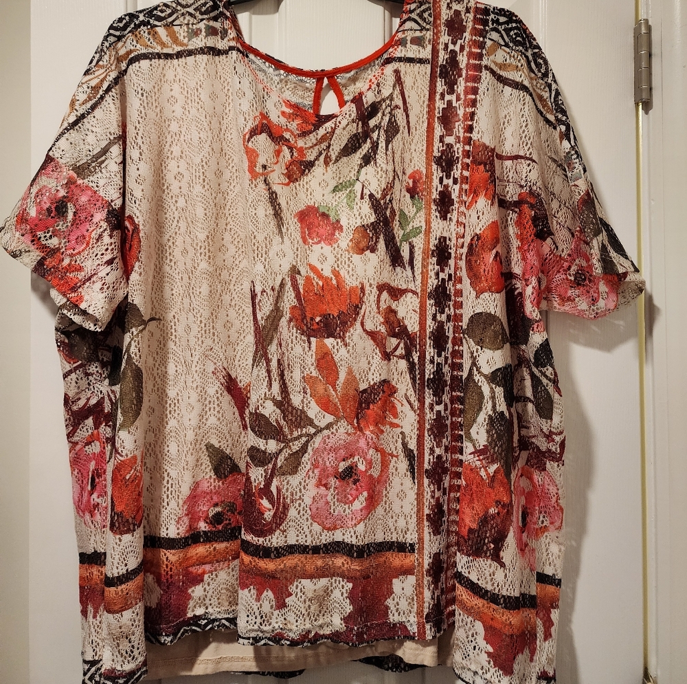 Women's plus size CJ Banks short-sleeve shirt